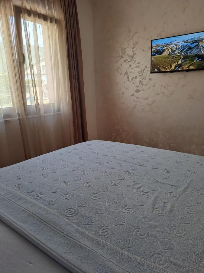 Lux Apartment Jovanovic Tivat Eksteriør billede