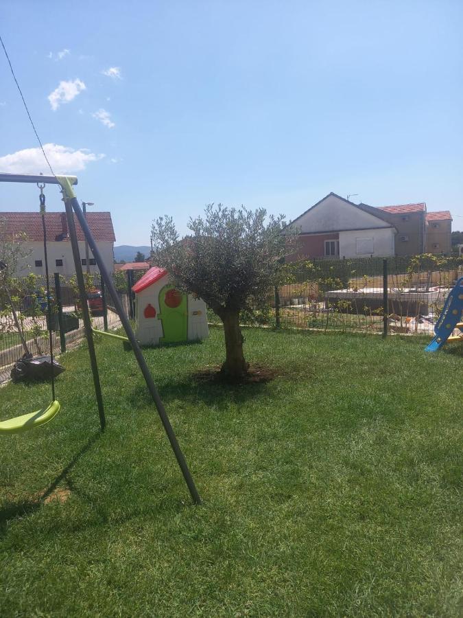 Lux Apartment Jovanovic Tivat Eksteriør billede